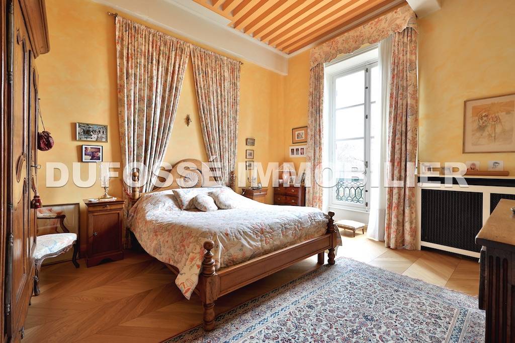 10 chambres salon dépendance Anse 