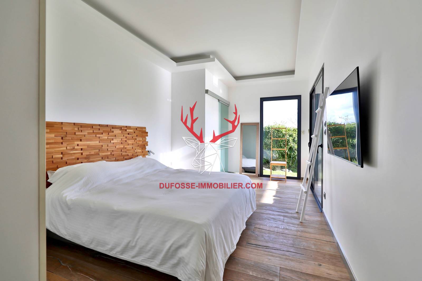 Saint-Cyr-au-Mont-d'Or, maison contemporaine de plain pied