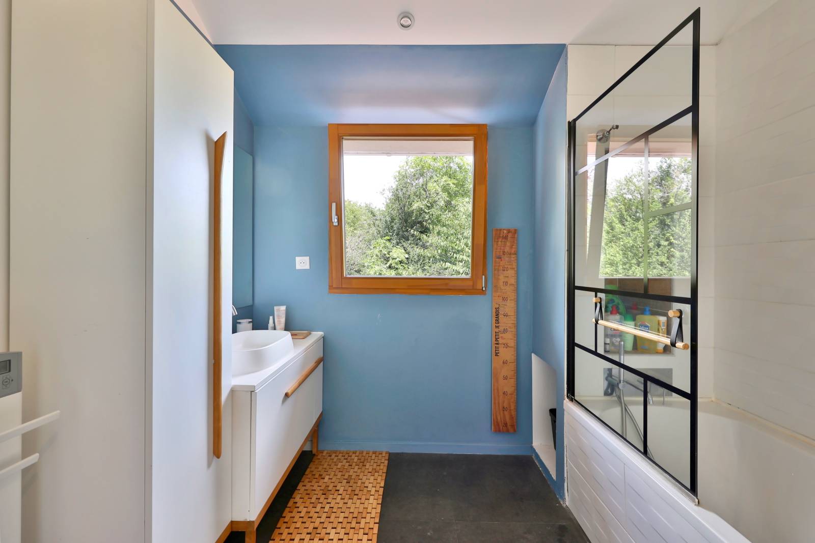 Lentilly - Villa d'architecte contemporaine avec piscine