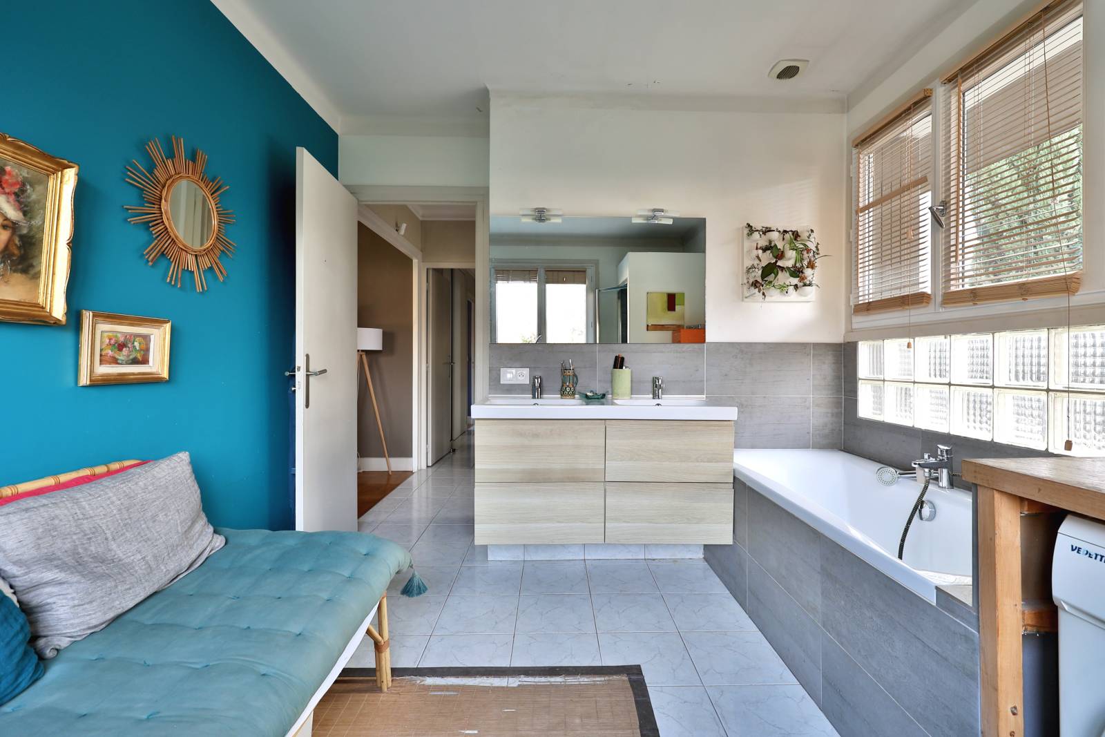 commerces st rambert Maison Lyon 9 Monts d'Or 4 ou 5 chambres au calme avec beau jardin