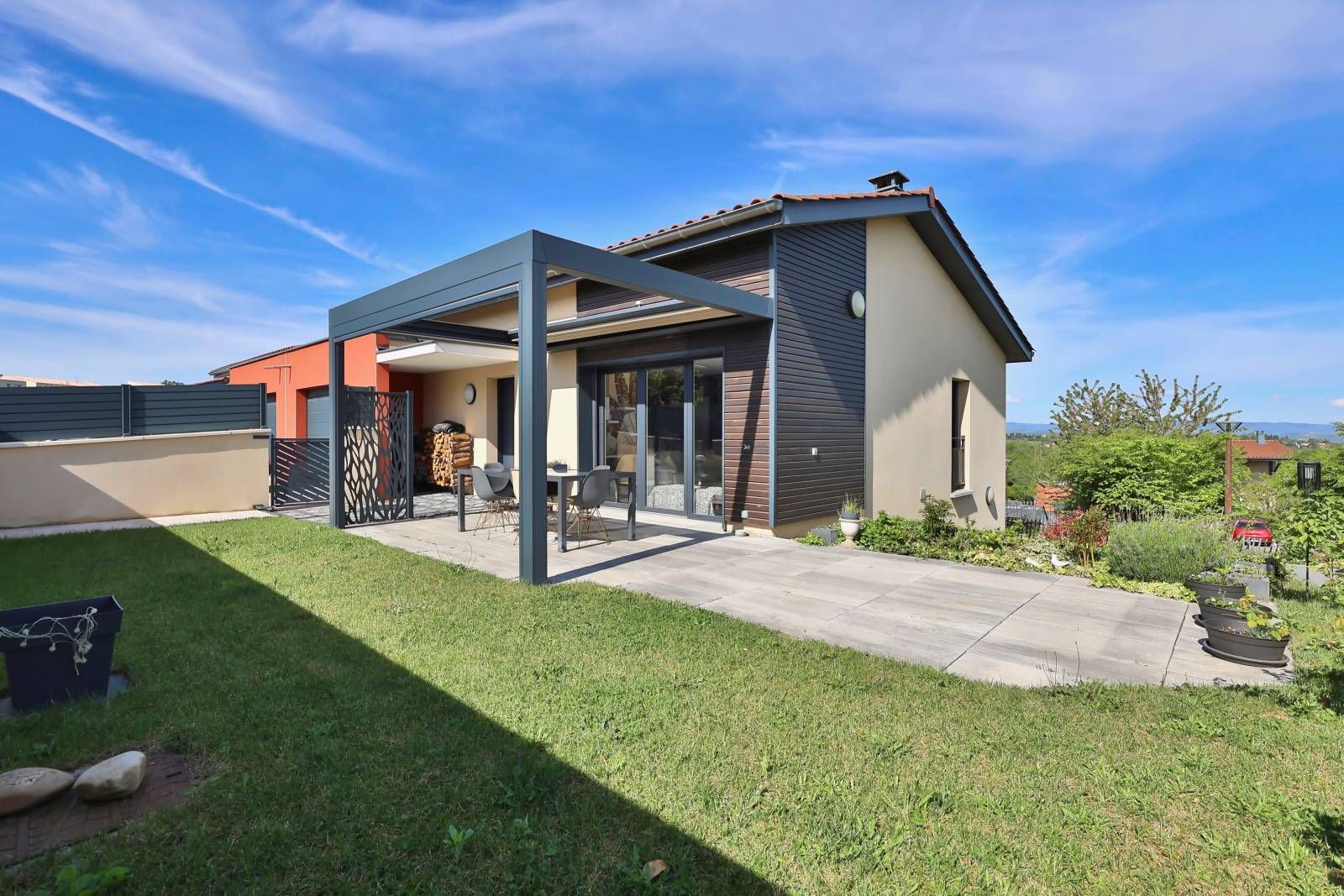 La Tour-de-Salvagny - Maison 5 pièces 143 m²