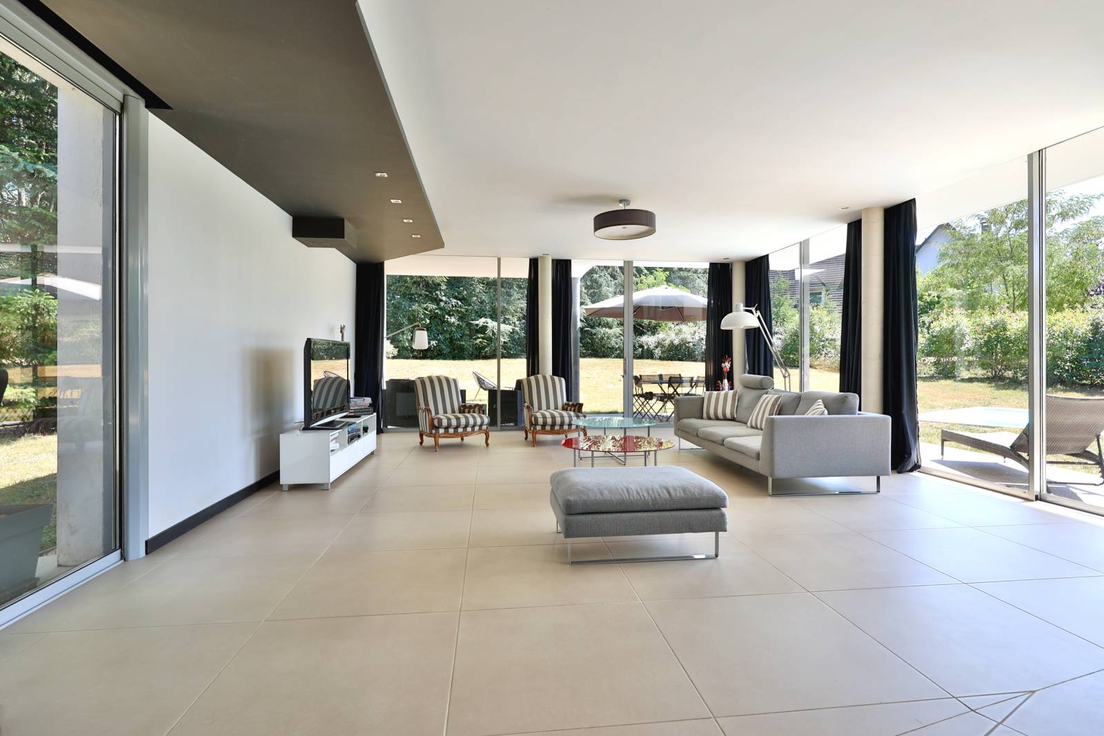 Charbonnières-les-Bains - Villa plain-pied 202 m²