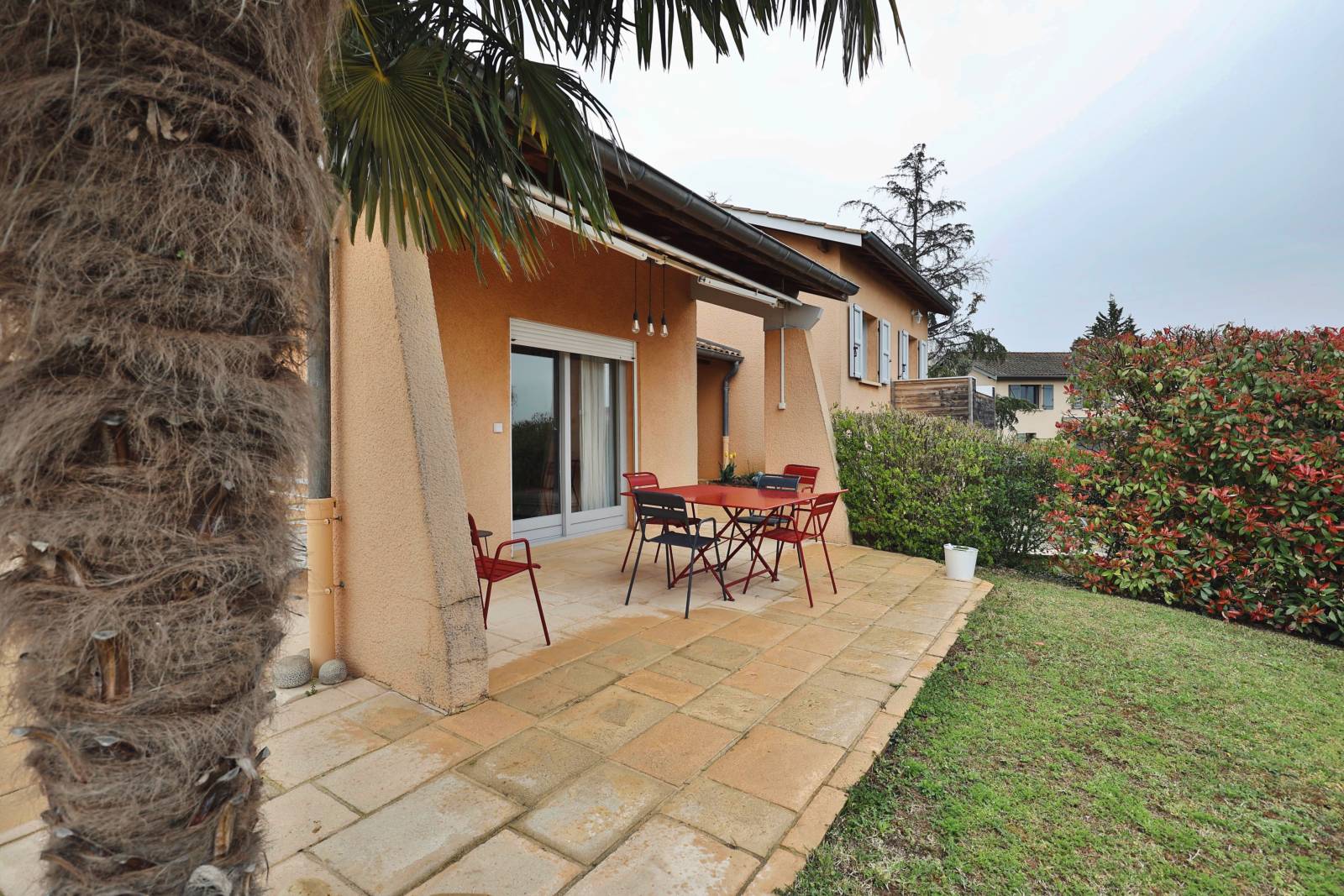 Frans Villa avec piscine garage parking