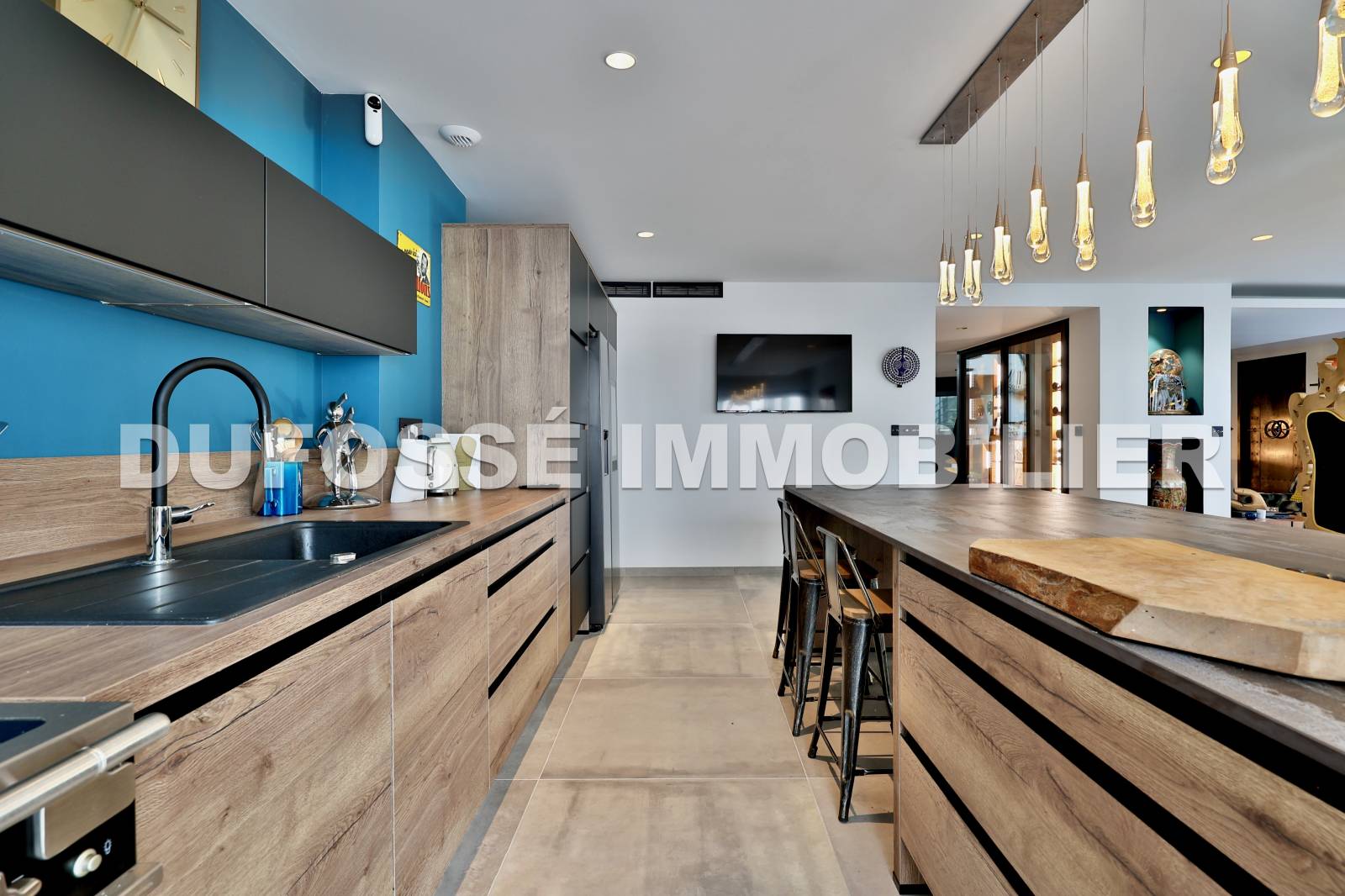 Coup de cœur : propriété Lyon 08  Maison type loft 4 chambres et 3 garages