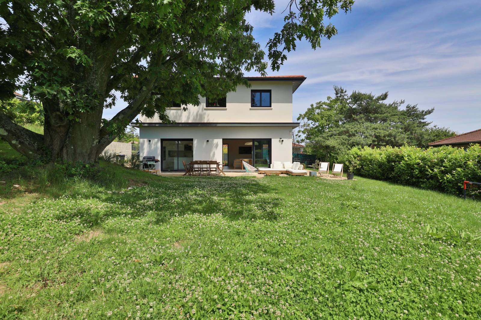 La Tour-de-Salvagny - villa contemporaine 190 m² - 5ch
