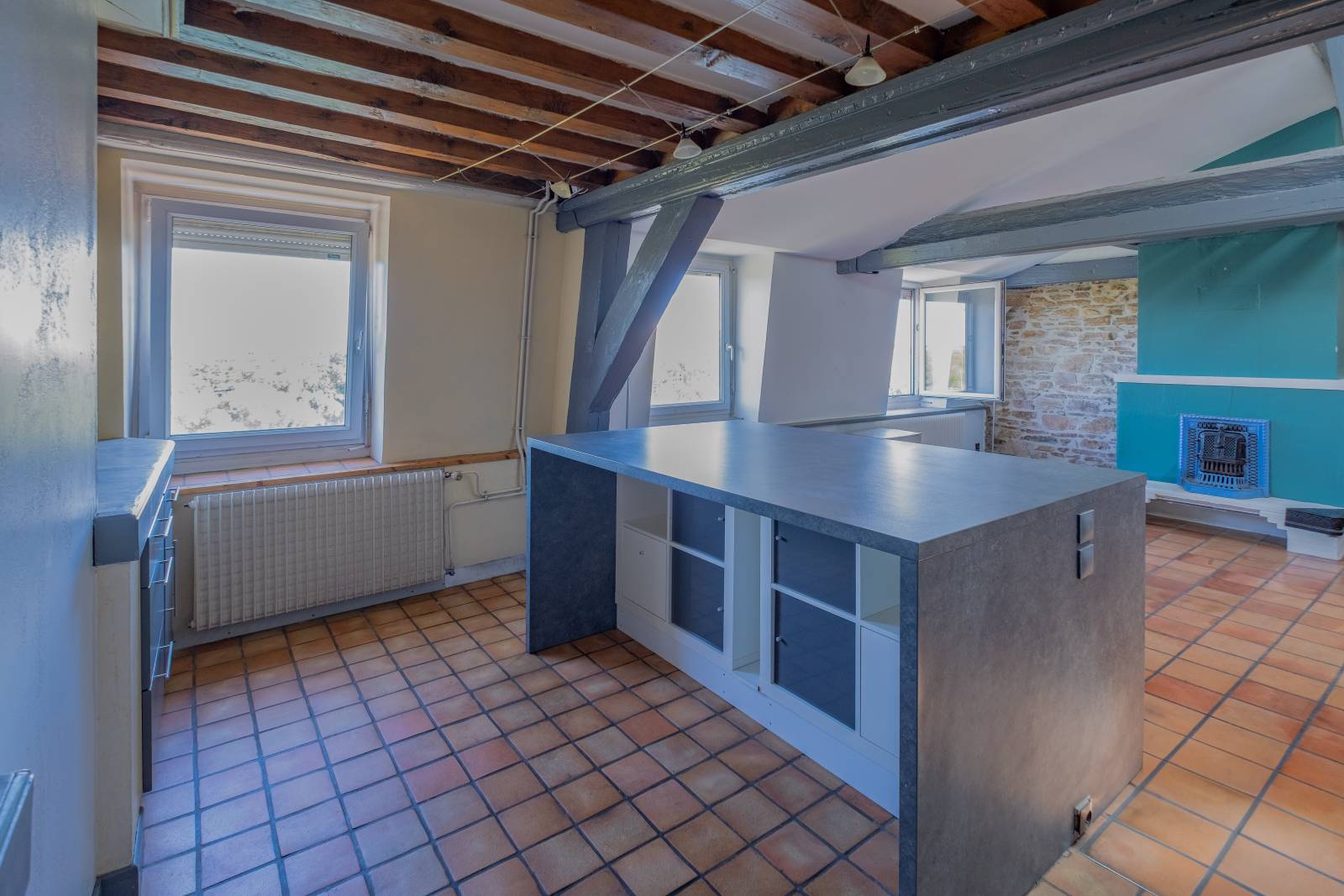 Lyon 4 -T4 Cuisine US 