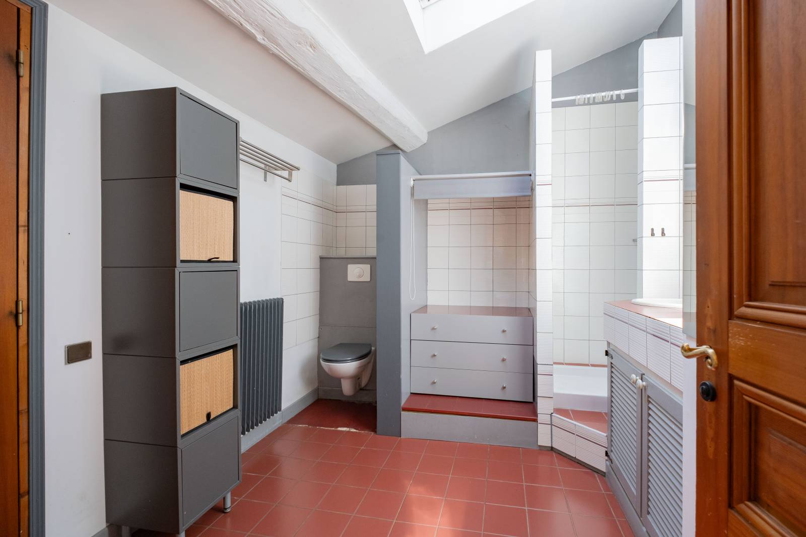 Lyon 4- T4 salon cuisine ouverte 50M2