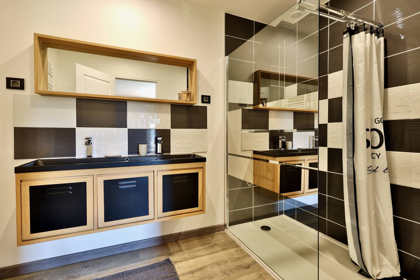 Rare maison entièrement rénovée sur 3,5 hectares de terrain