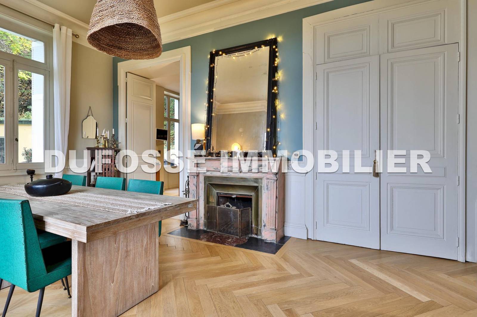 Propriété avec maison 5 chambres Caluire Vernay, parc de 7300m2, piscine chauffée, dépendance