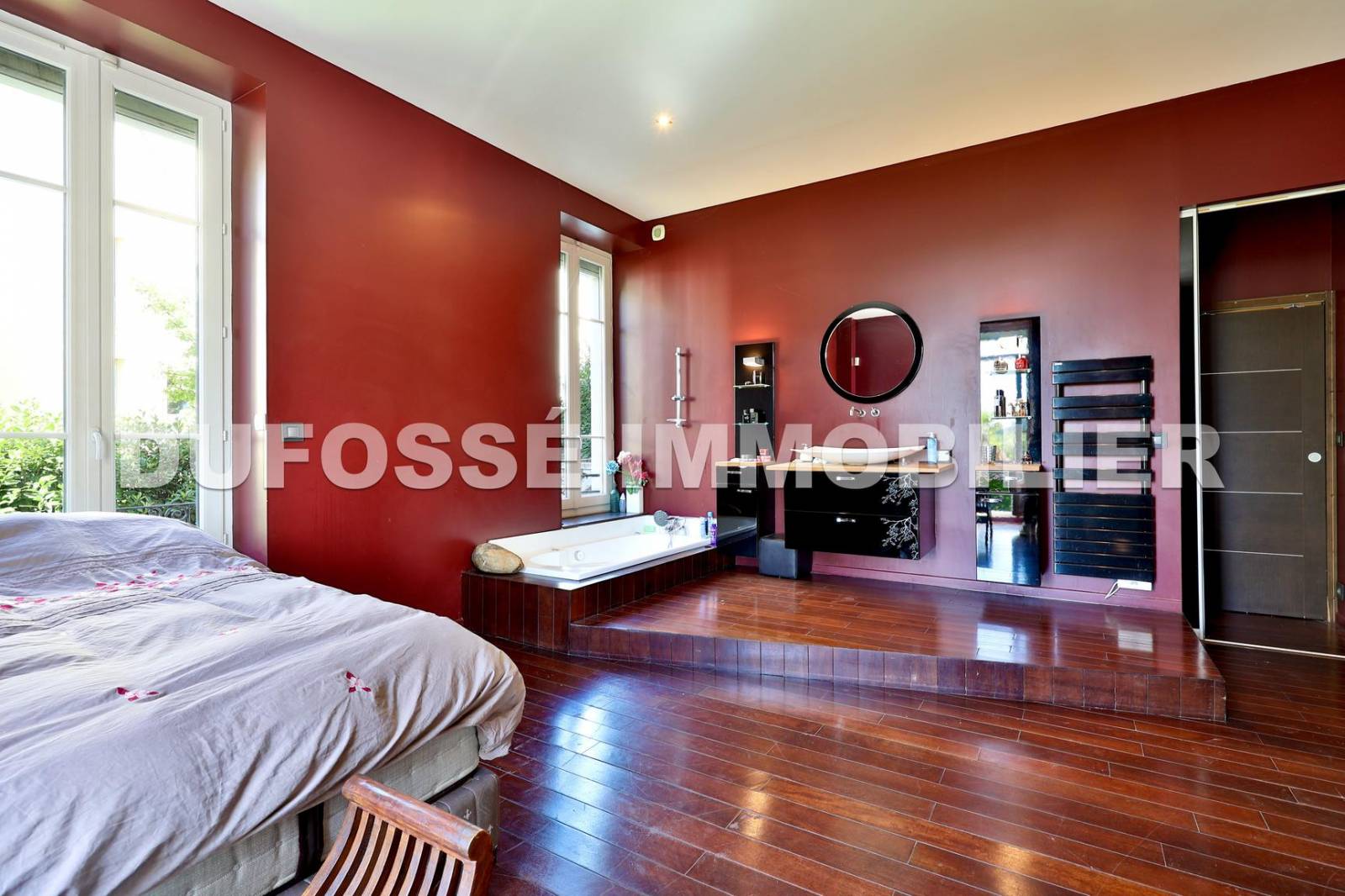 À vendre : appartement 4 chambres à proche Bassin-la-Demi-Lune en rez-de-chaussée