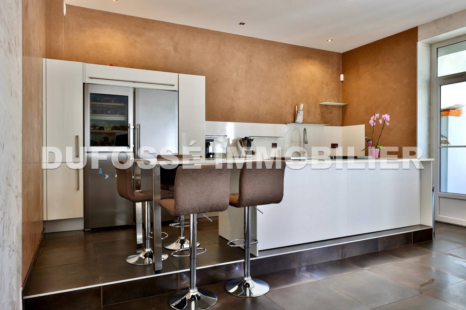 EXCLUSIVITÉ : Appartement 4 chambres Francheville, piscine et jardin privés