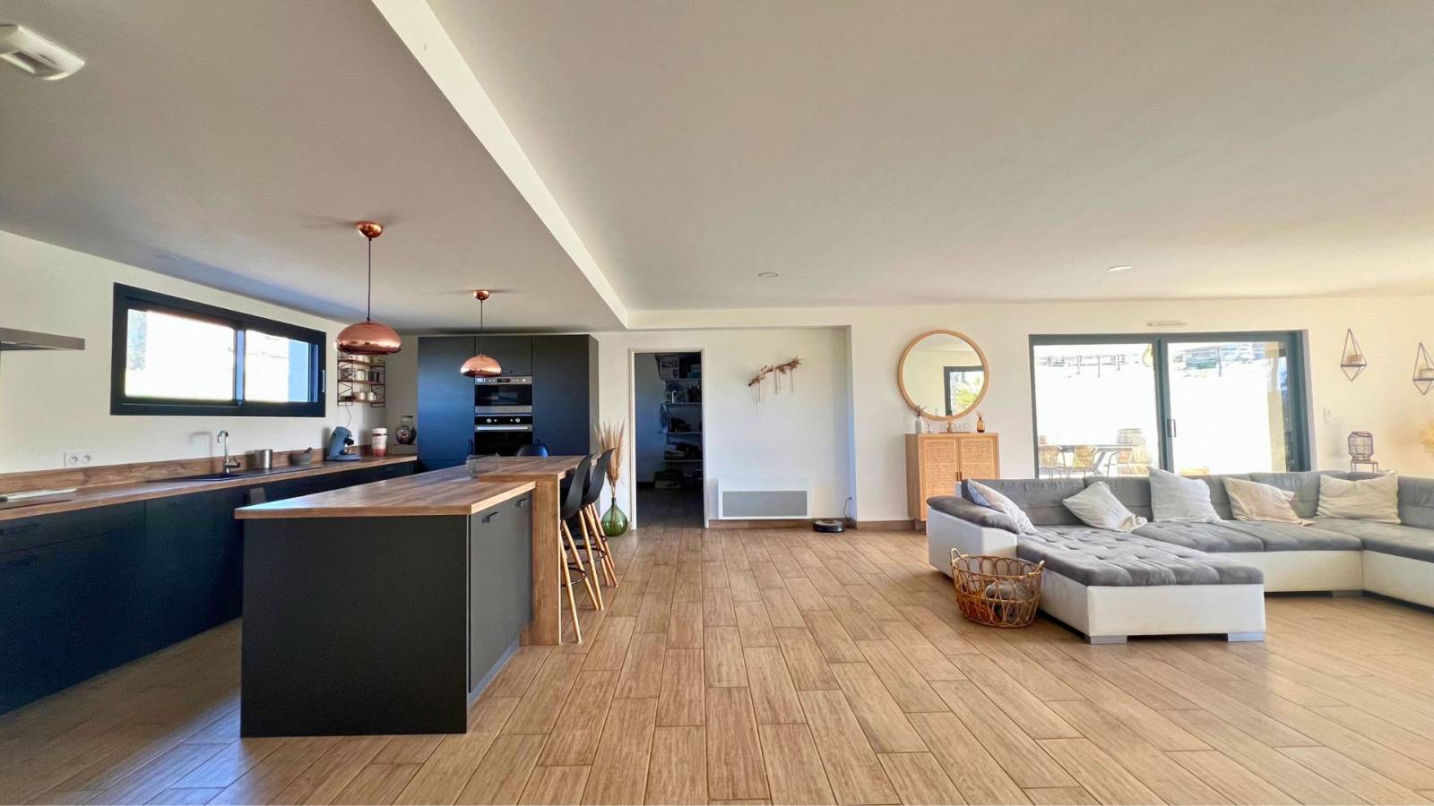 Propriété équestre alliant confort et fonctionnalité en Hautes-Pyrénées