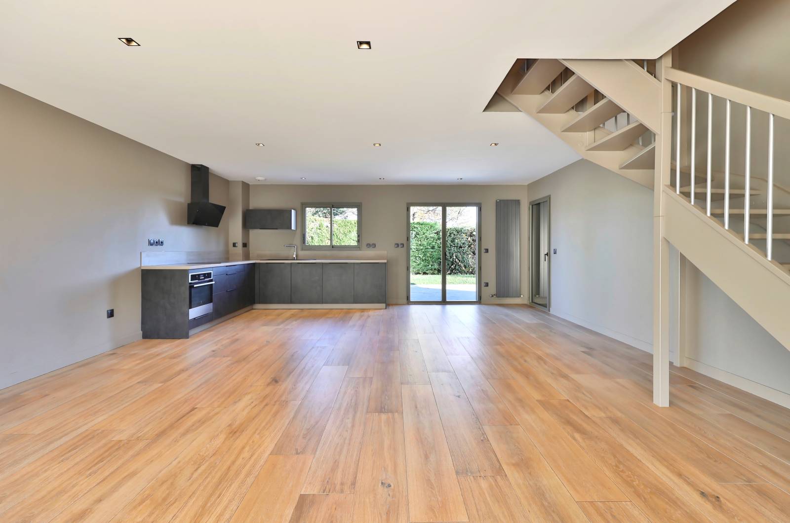 Maison avec jardin 