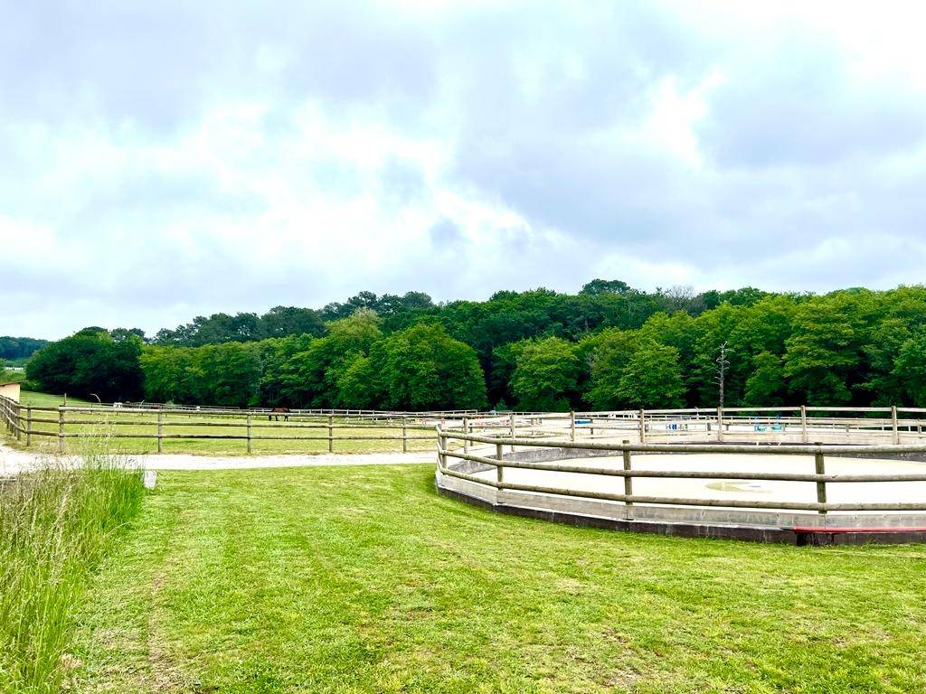 Propriété équestre d’exception à 2km des plages située dans les Pyrénées-Atlantiques  