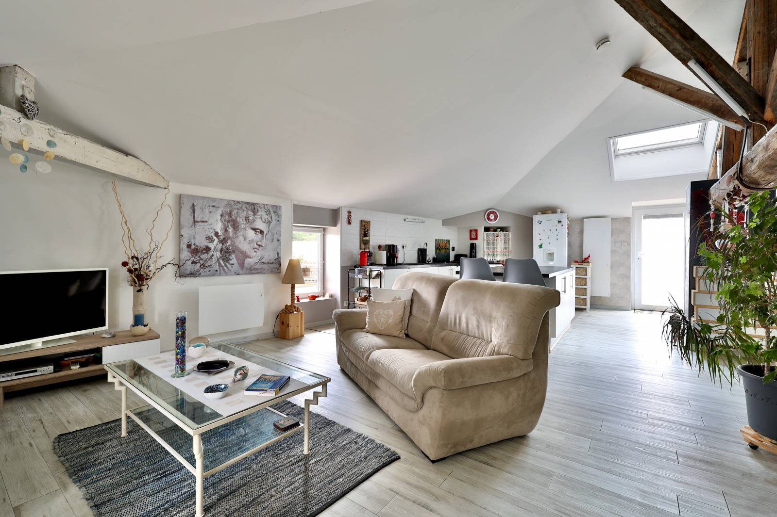 pièce vie coté salon