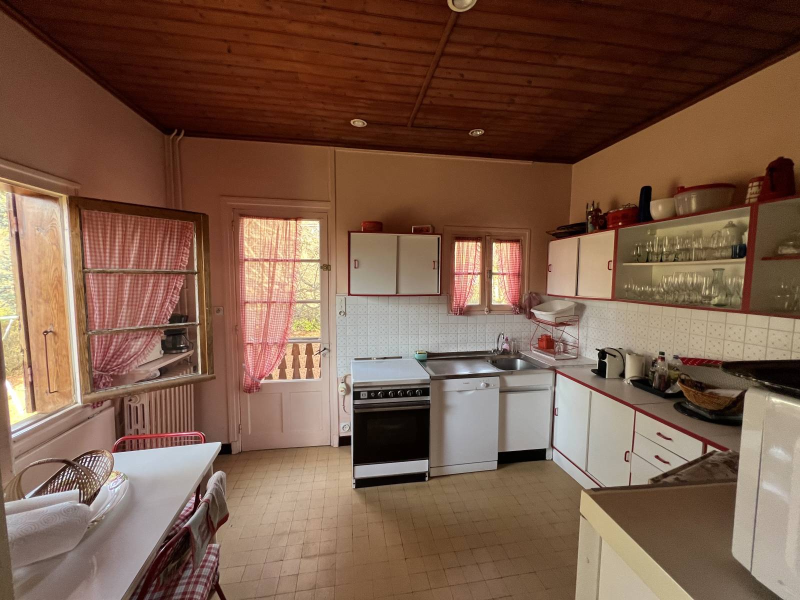 chalet à rénover avec grand parc arboré au coeur de Saint-Martin-d'Uriage