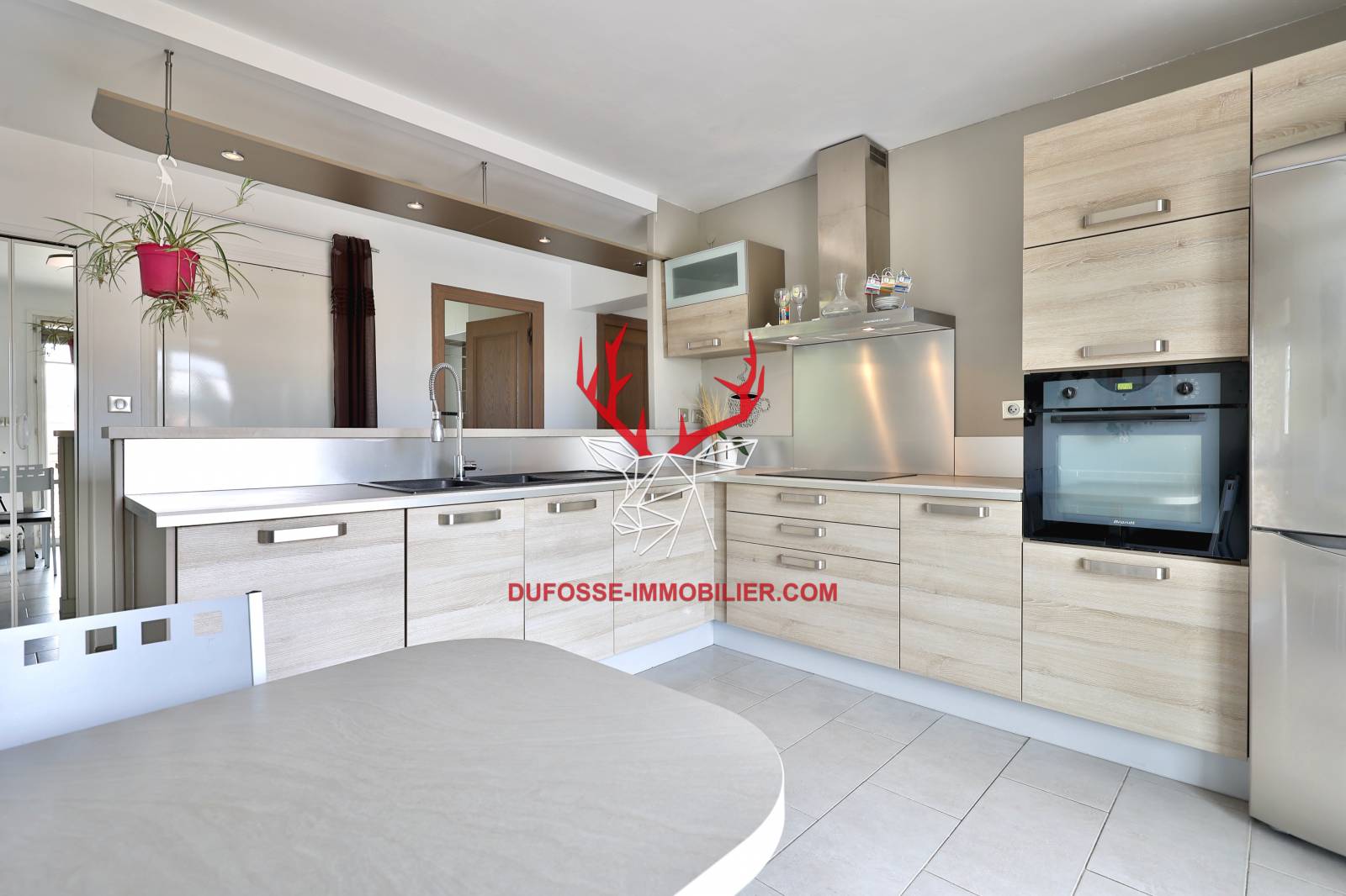 Appartement T6 155 m² + jardin 110 m² Lentilly  