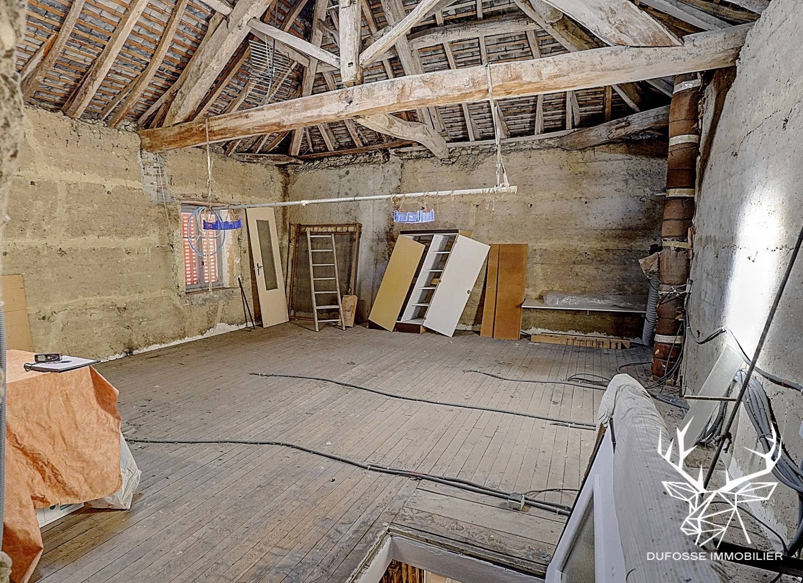 Maison de caractère, à fort potentiel avec combles aménageables (68m²)