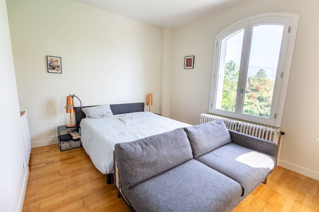 Corenc Montfleury, lumineuse villa 320 m2, 5 chambres, terrain avec piscine proche écoles, commerces et transports, vue Belledonne