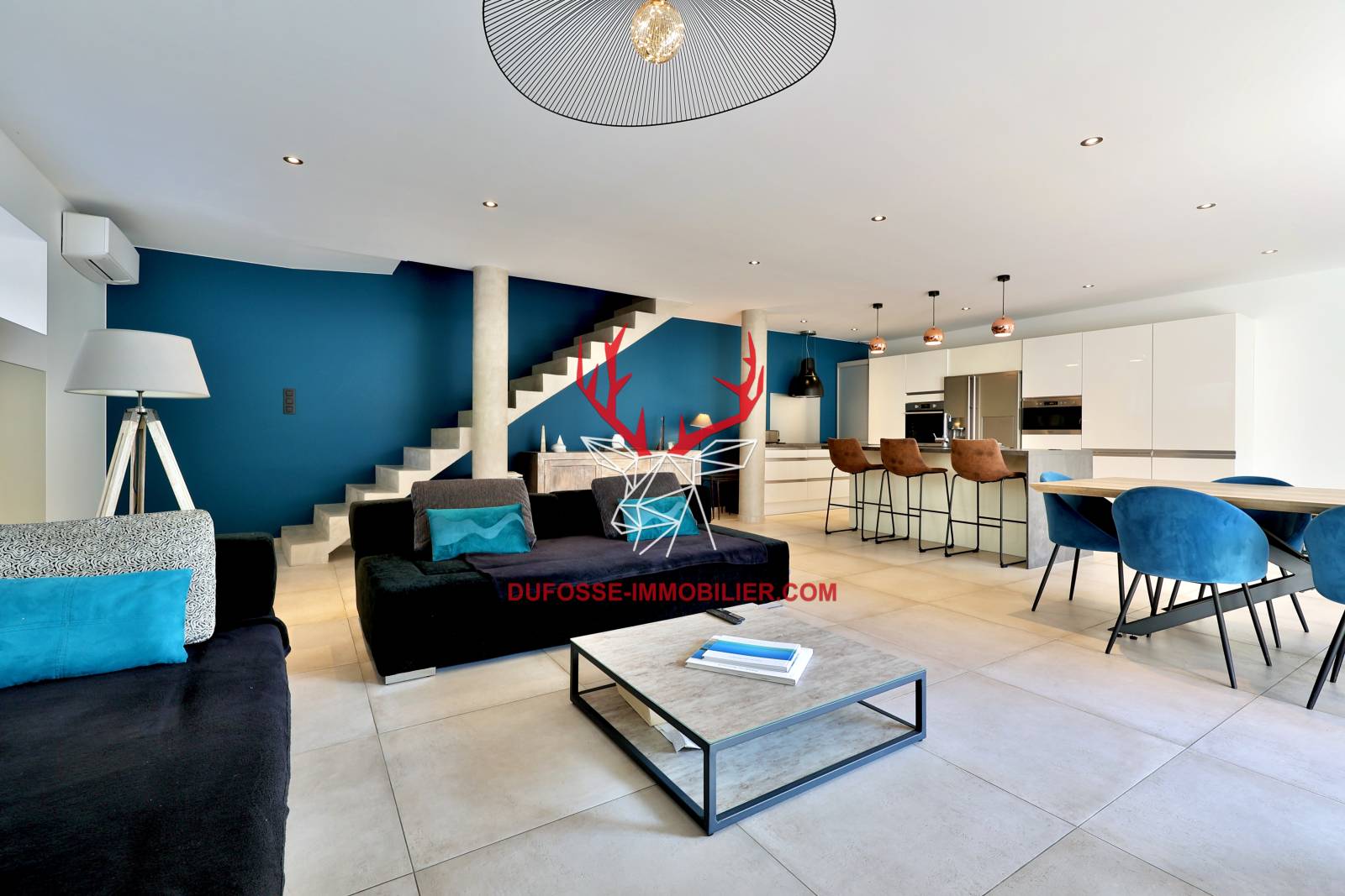 Vaugneray - Au calme, maison de charme T4, moderne et confortable avec jardin arboré