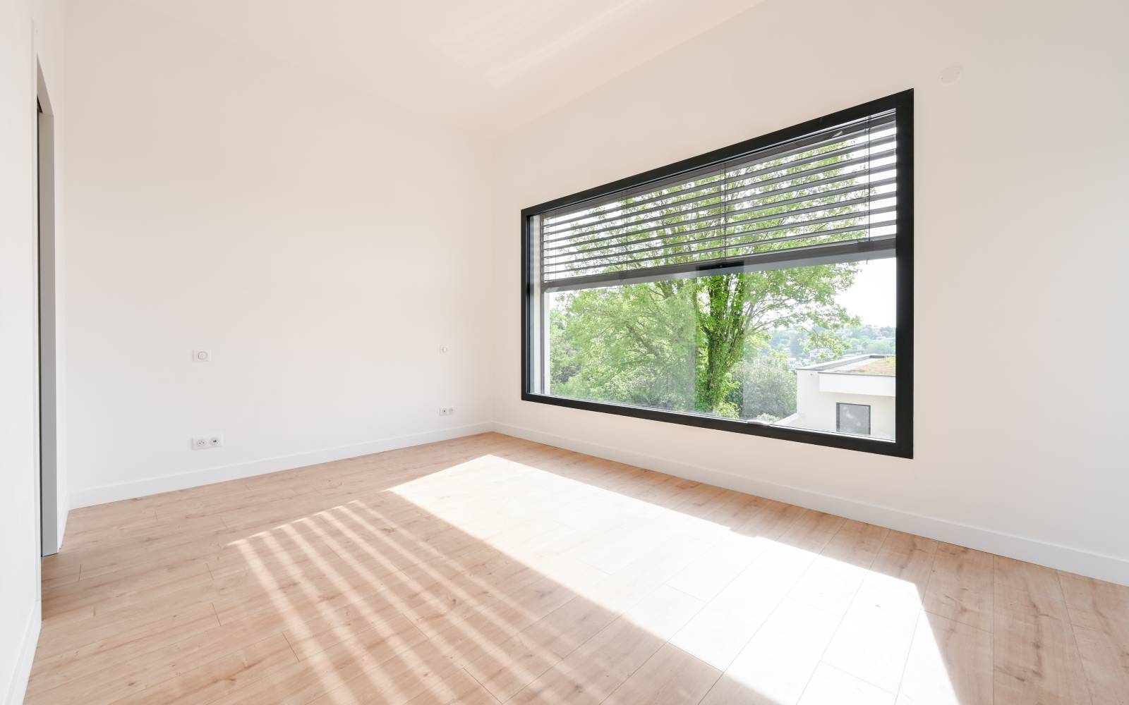 MAISON T5