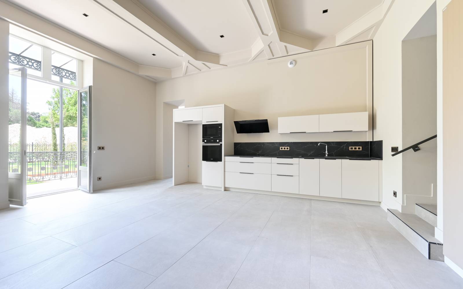 Appartement T4 aux prestations haut de gamme Saint-Cyr-au-Mont-d'Or  avec terrasse et jardin dans château d'exception