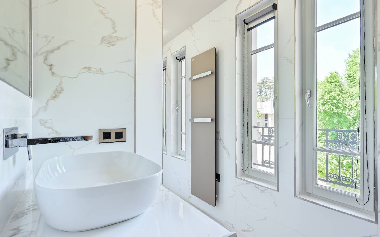 Appartement T4 aux prestations haut de gamme Saint-Cyr-au-Mont-d'Or  avec terrasse et jardin dans château d'exception