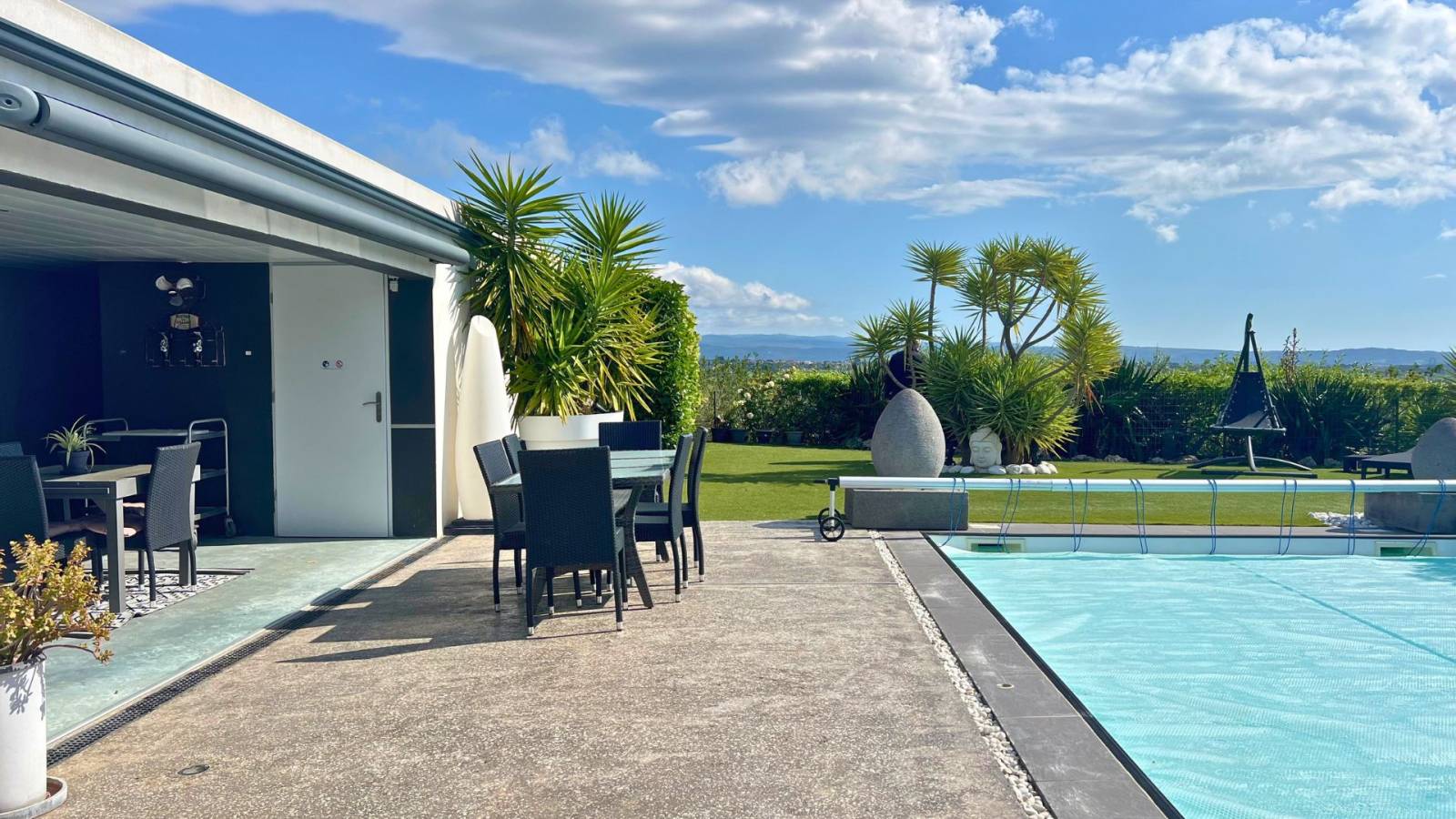 La-Redorte : Villa d’exception avec vue dégagée