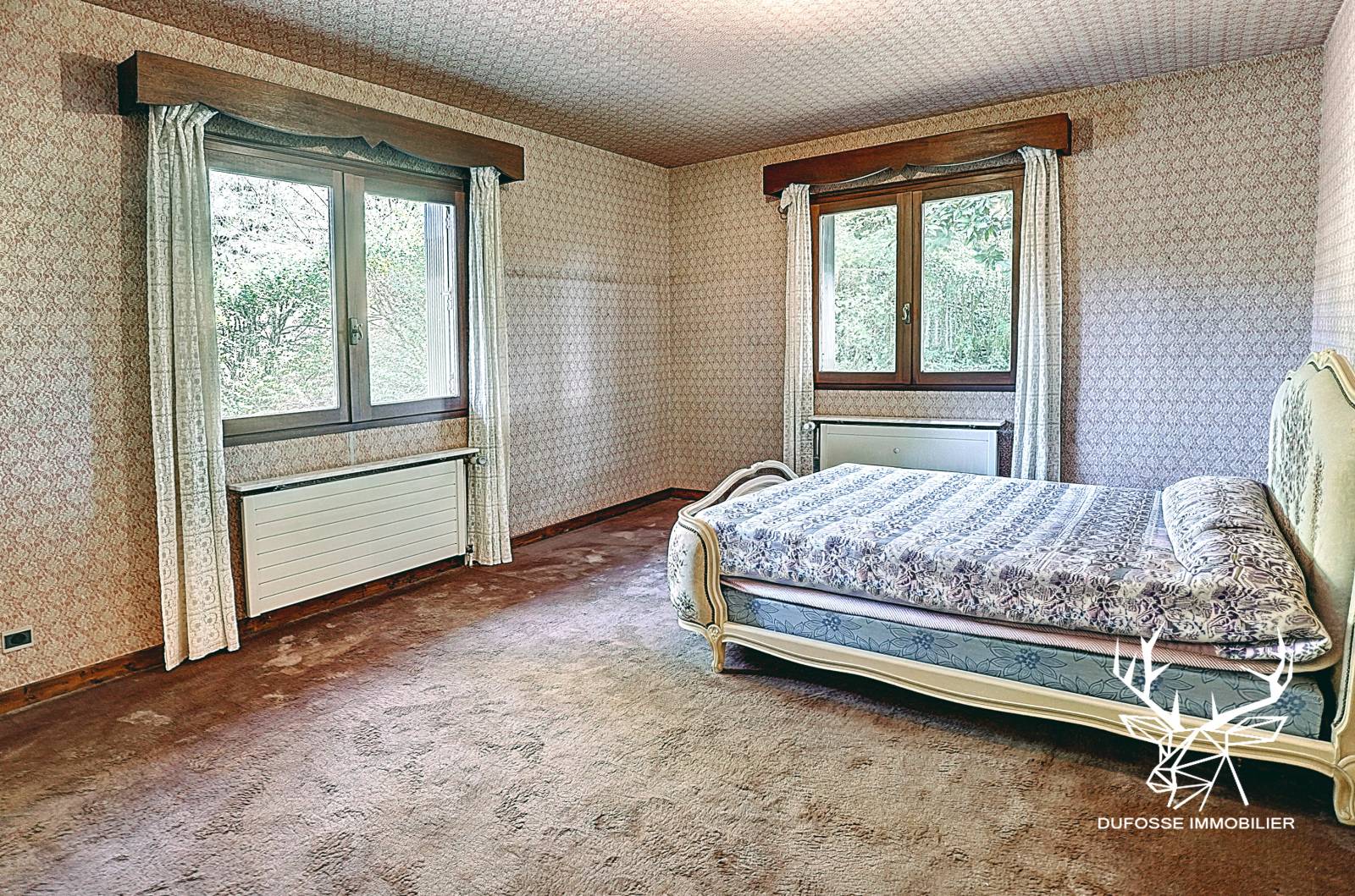 Demeure de caractère, 310m² - 9 pièces avec charme, cachet et authenticité (38790)