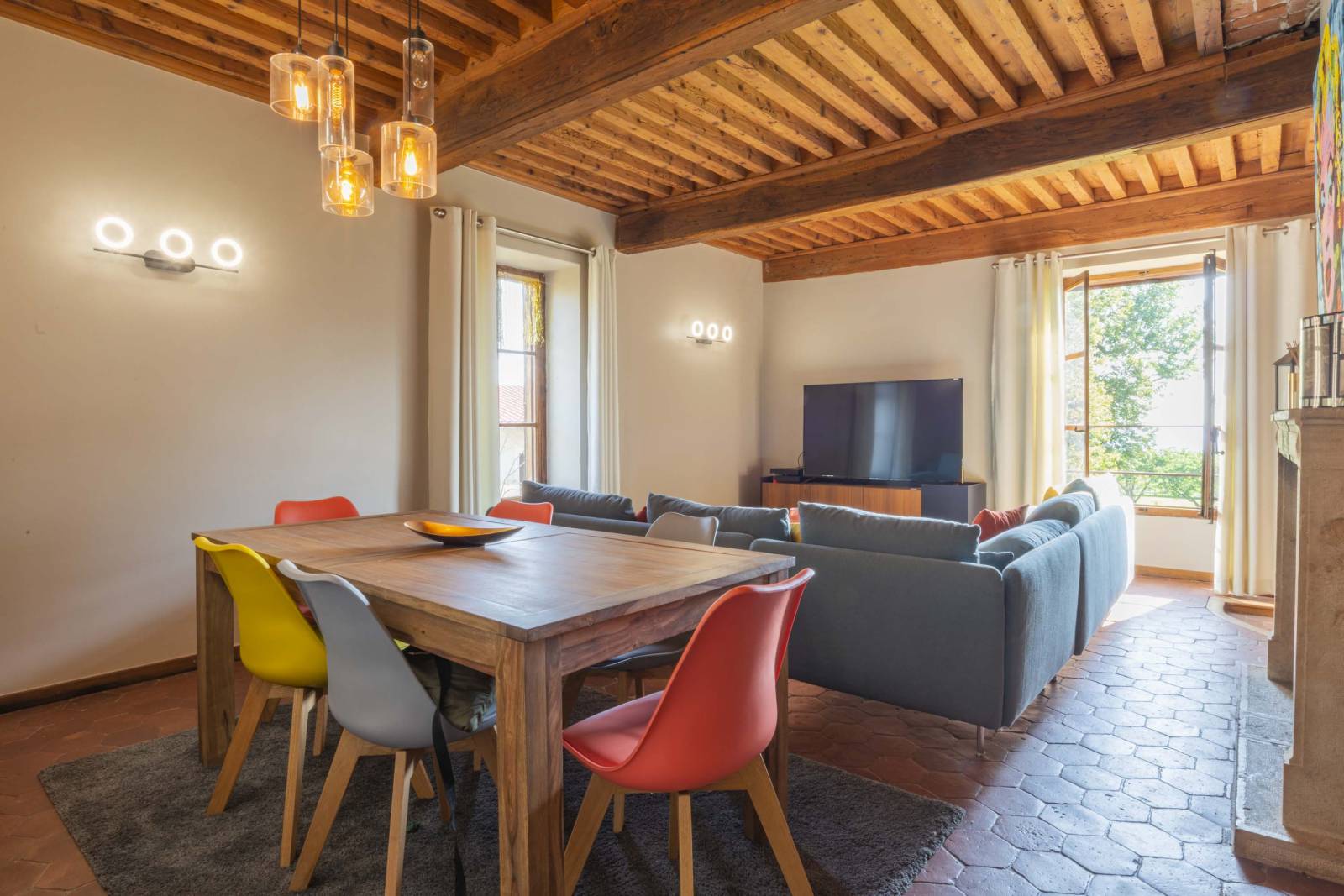 appartement de charme a la campagne sur Lyon poutre 