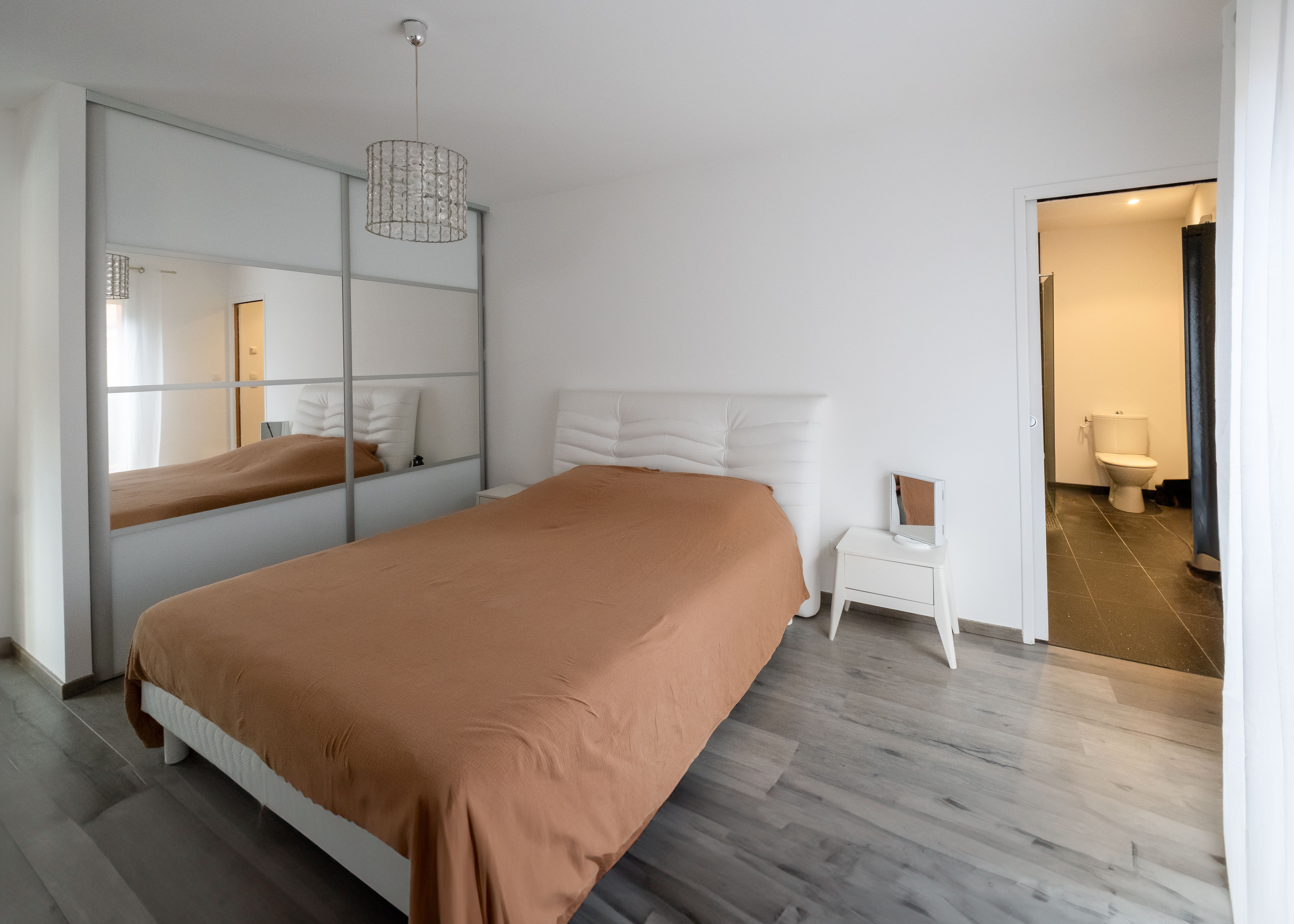 Prissé exceptionnelle 6 chambres de plain pied