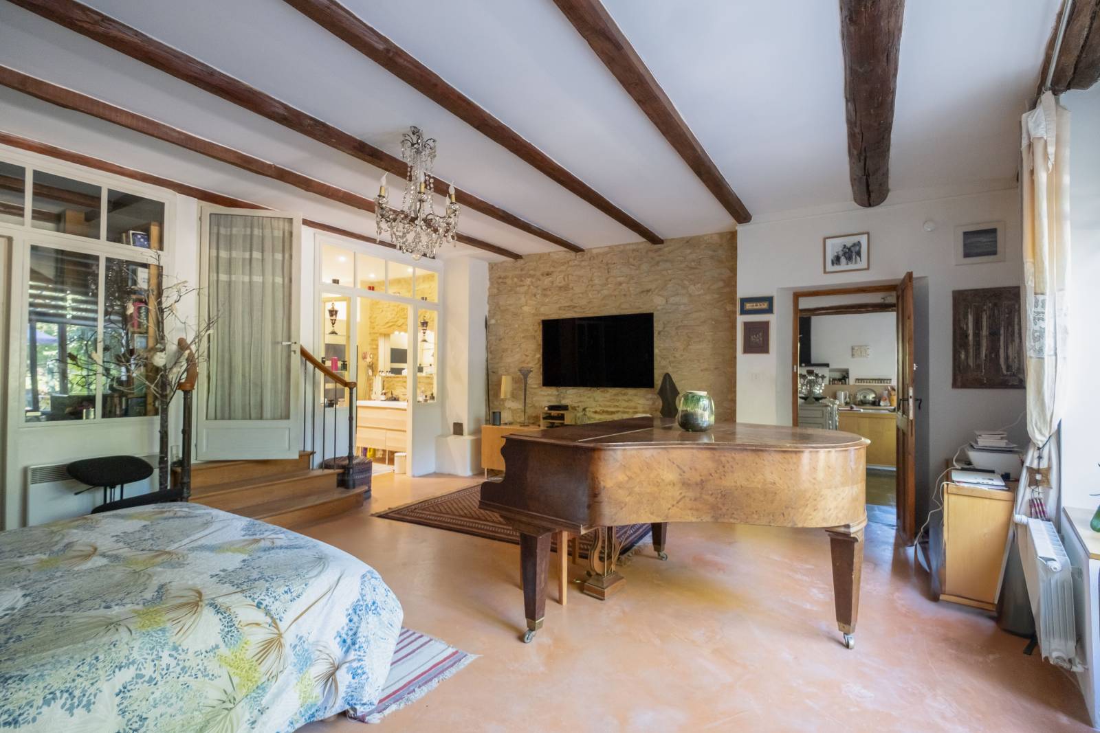 A St-André-de-Roquepertuis jardin arboré clos 