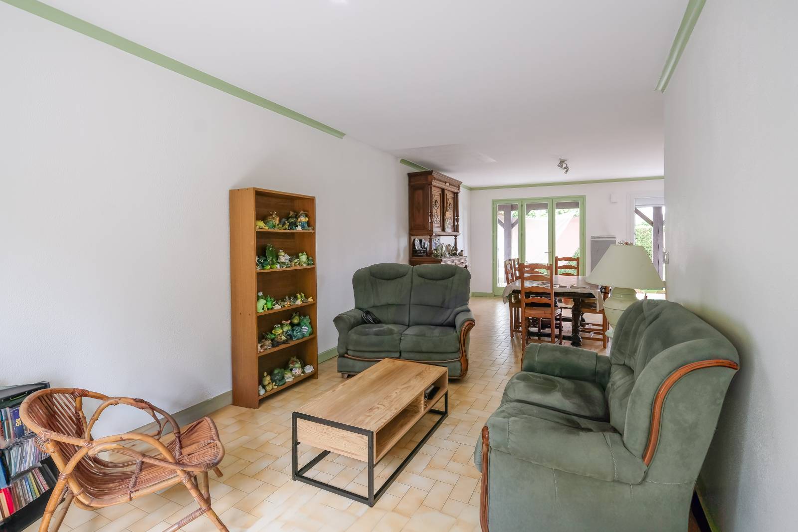 Jassans-Riottier villa idéale famille dans un écrin de verdure