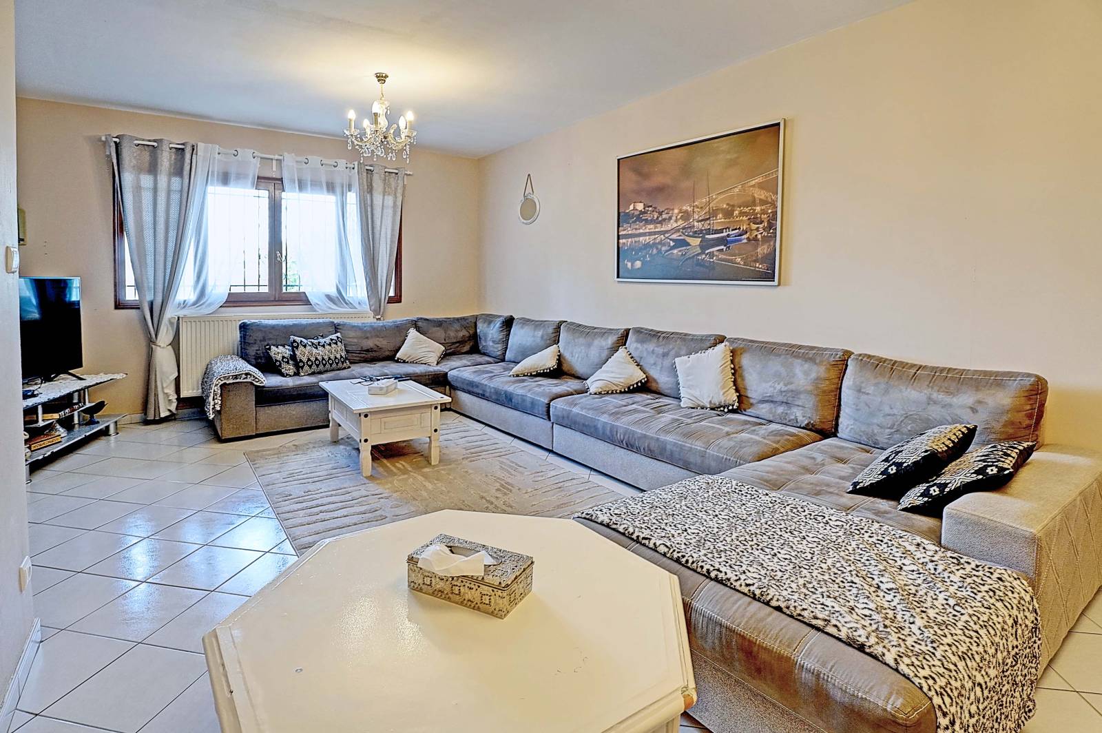 Maison de 155 m2 au calme, proche commodités - Diémoz