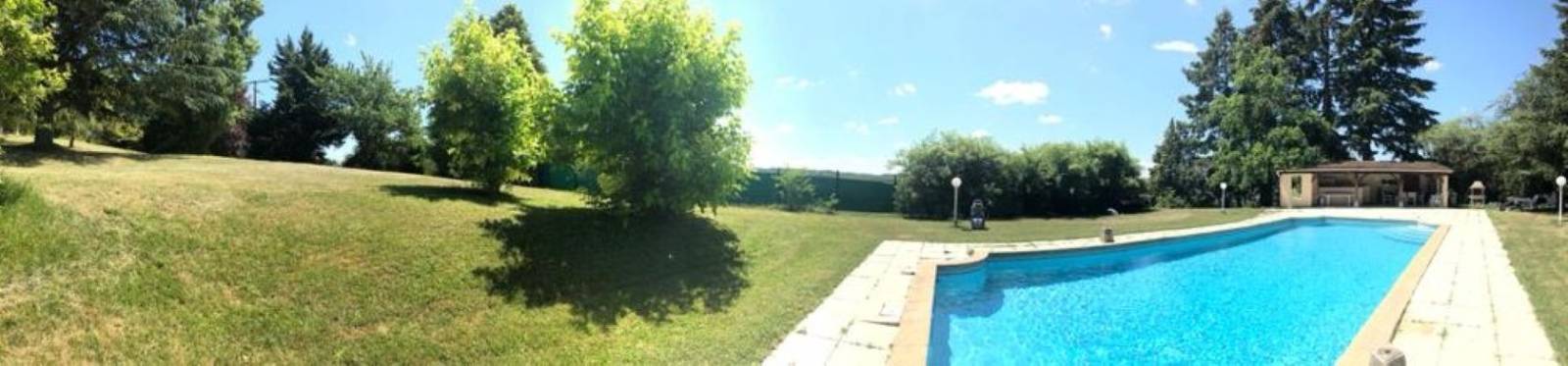 Charantonnay - Propriété de charme de type 9 avec piscine et dépendances sur parc de 2 hectares