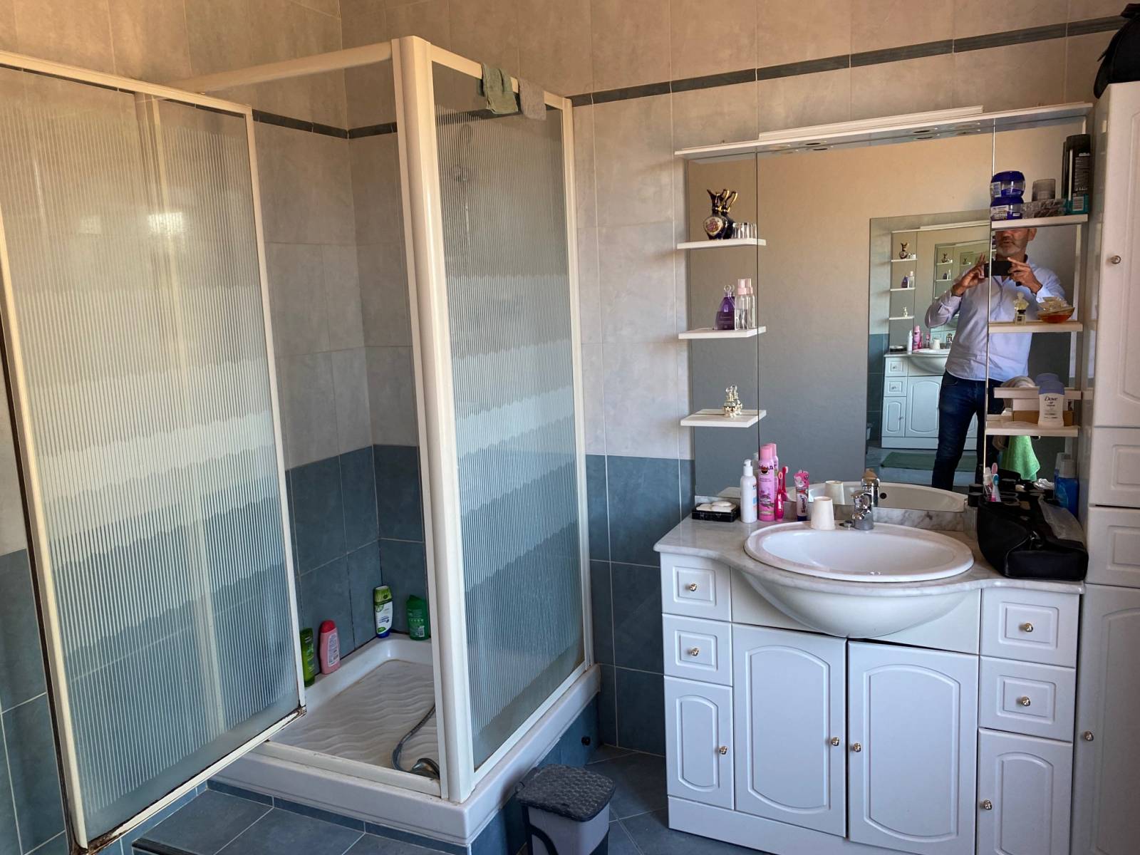 Villieu-Loyes-Mollon, Maison T6 200m2 à rénover sur un terrain de 1600 m2