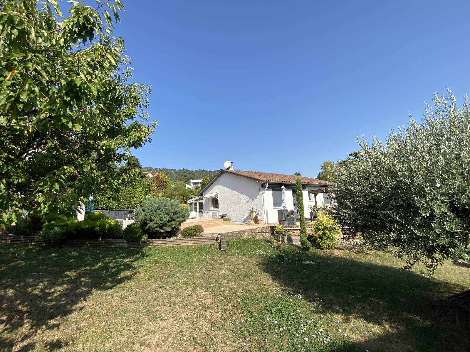 Charmante maison individuelle avec piscine à Collonges-au-Mont-d'Or