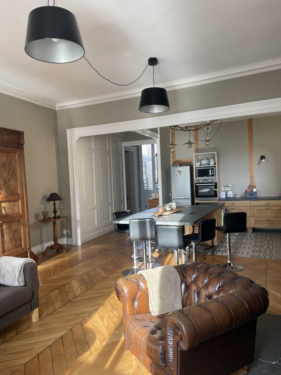 Villefranche-sur-Saône T3 Traversant Est-Ouest Centre Ville