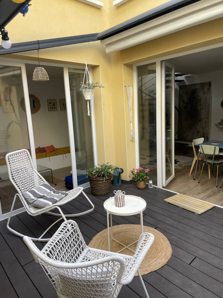 Lyon 8 loft avec patio 