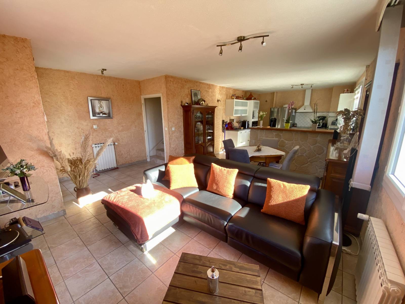 Maison de 7 pièces à vendre à Perreux