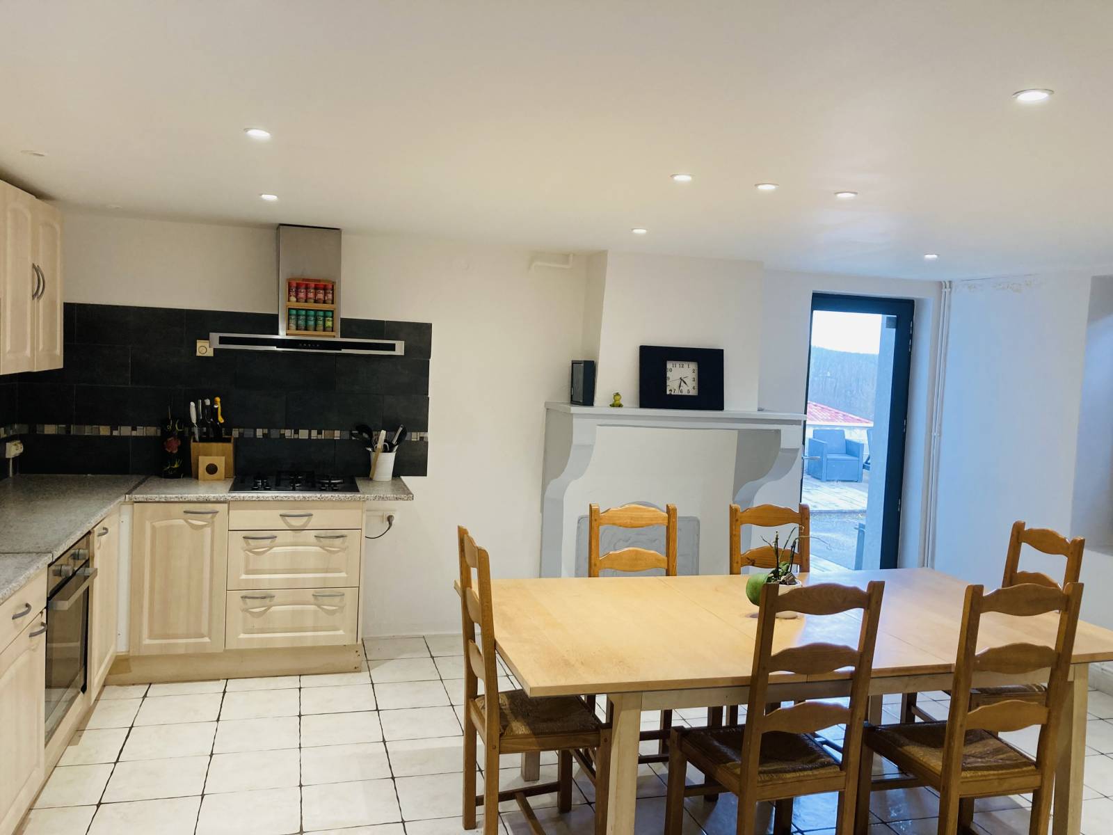 A VENDRE - Charmante maison au calme absolu - vue dégagée - Villeneuve-de-Marc