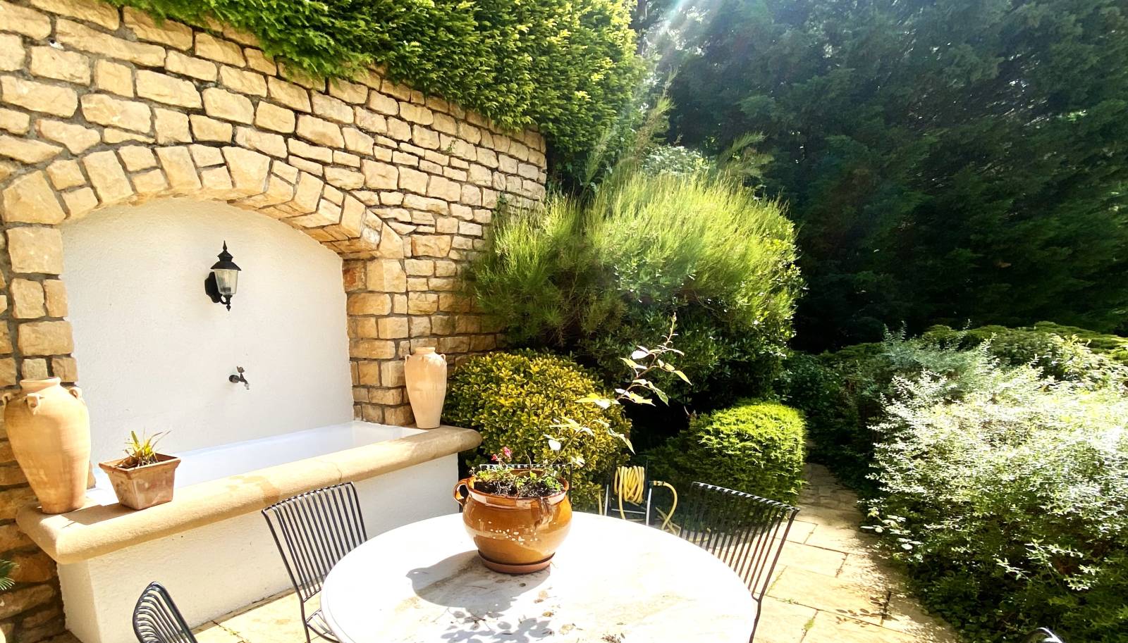 Maison et propriété d'exception dans les Monts d'Or, Limonest 6 chambres, grande maison et jardin paysagé et piscine