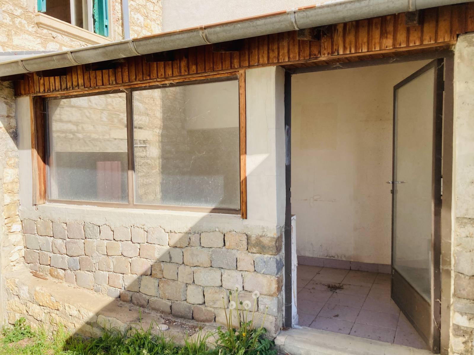 Maison T4 de 90m² avec jardin clos - terrain constructible - Lucenay