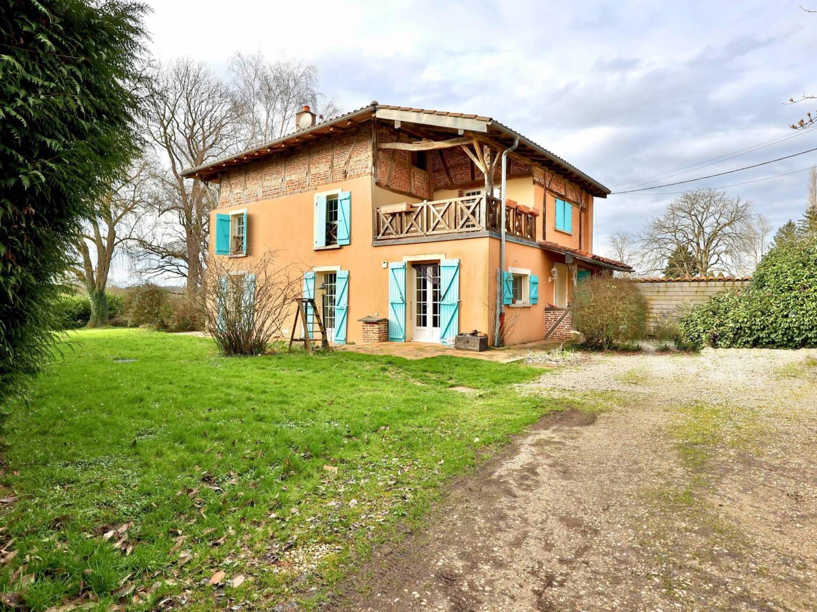 Coup de Coeur : Propriété équestre clé en main de 3.5 hectares située dans l'Ain
