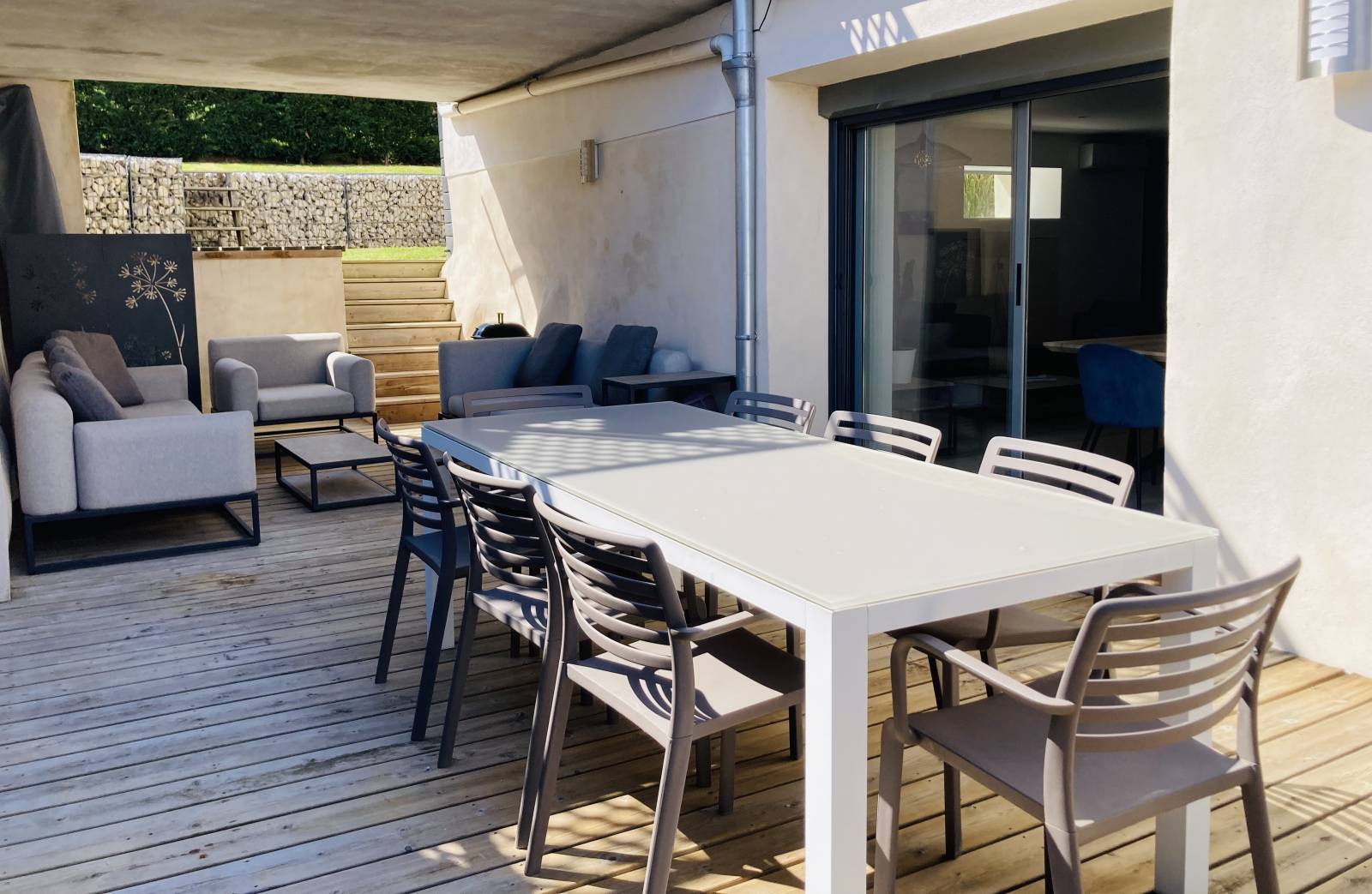 Maison T4 offrant un cadre de vie paisible et confortable - Vaugneray