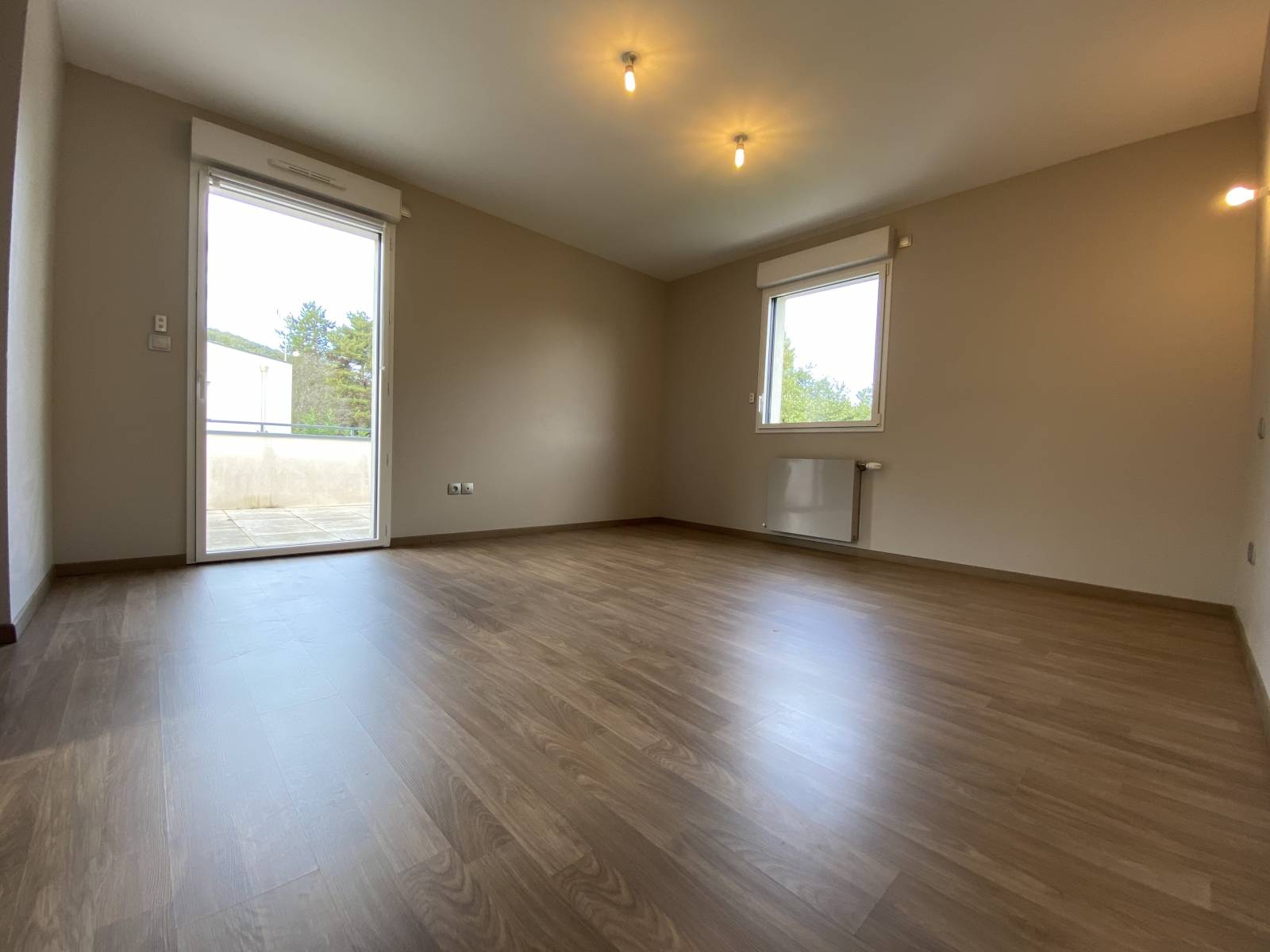 Maison T5 avec terrasse et jardin Saint-Cyr-au-Mont-d'Or  dans résidence calme et sécurisée