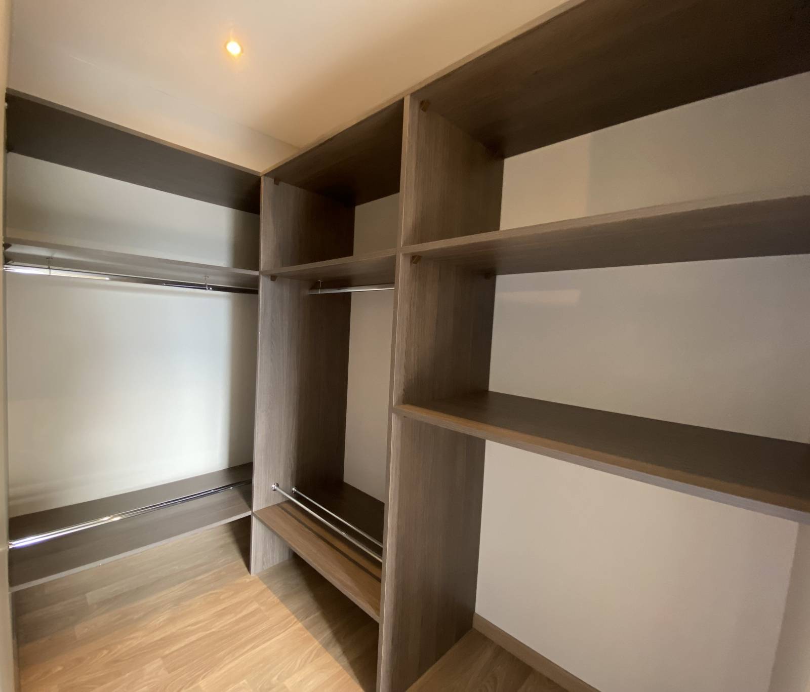 Lumineuse Maison T5 non meublée Tassin-la-Demi-Lune  4 chambres  terrasse et jardin