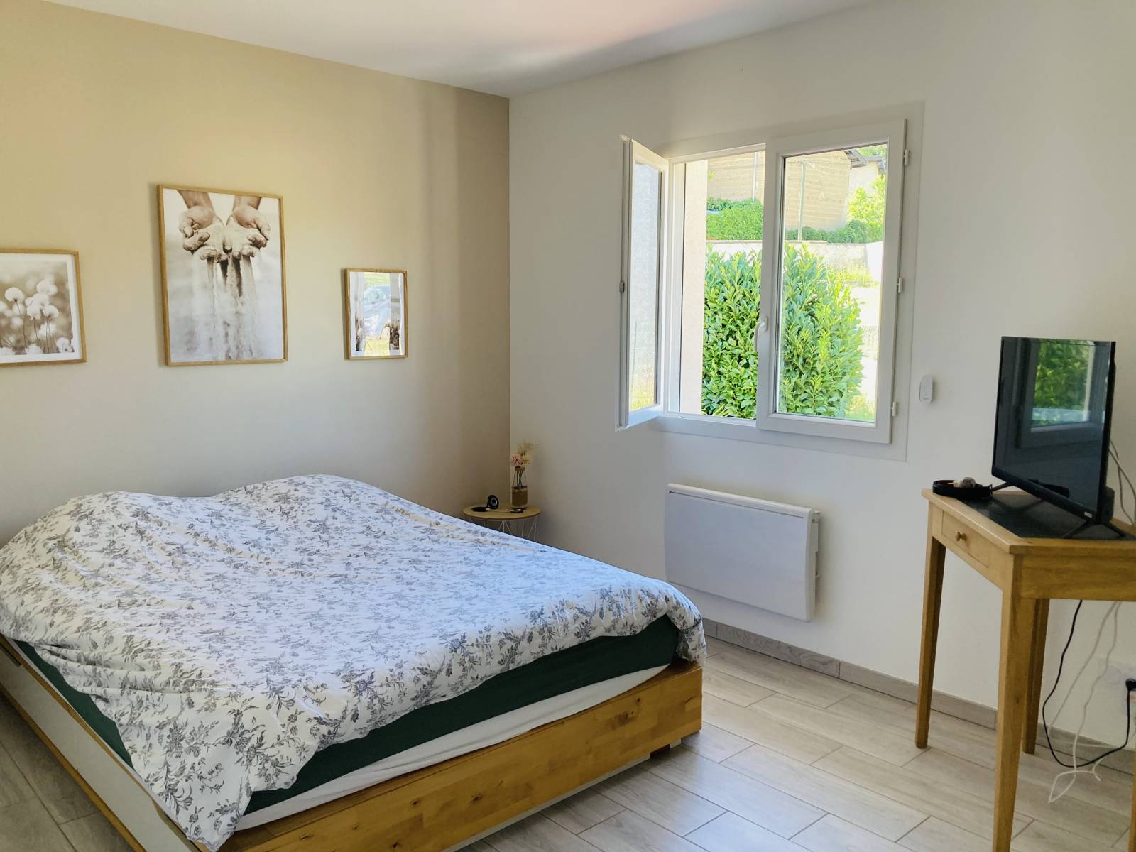 Meyrieu-Les-Etangs - Secteur calme, charmante maison moderne et confortable avec garage (38440)