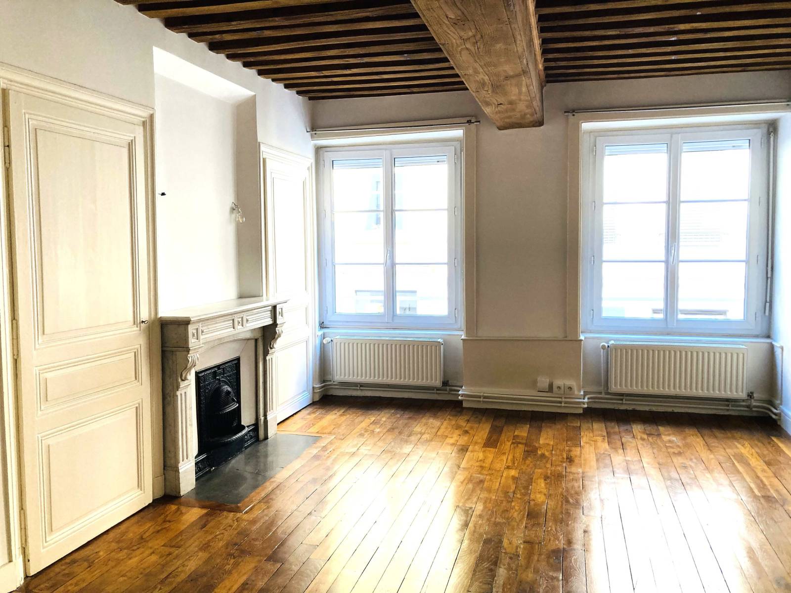 Secteur prisé - Appartement canut T3 Plateau de la Croix-Rousse proche place Tabareau (69004)