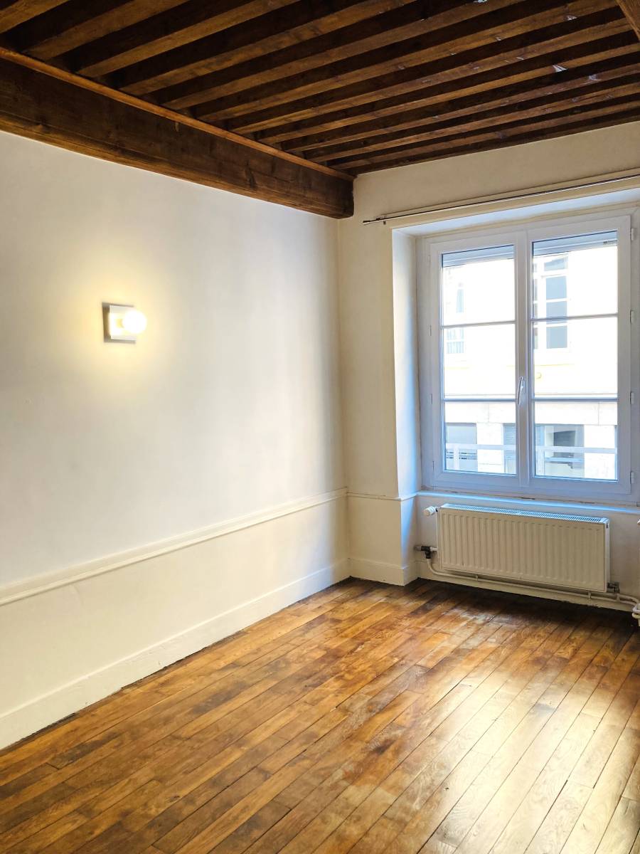 Authentique Canut 3 pièces charme de l'ancien - Plateau Croix-Rousse